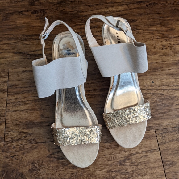 Madden Girl Wedges - Picture 3 of 9